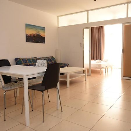 Hortensia Studio Apartment Сейнт Полс Бей Екстериор снимка